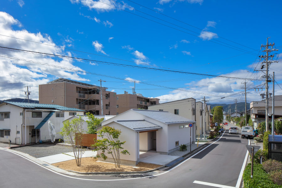 「連なるおうち」岡谷市