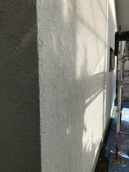 北穂高の平屋　外壁左官塗り仕上げ