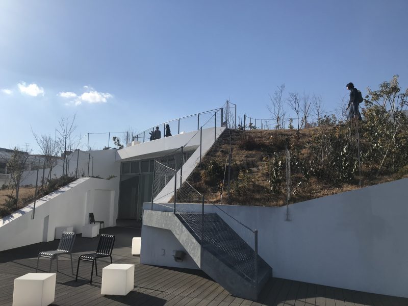 太田市美術館図書館