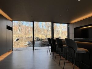 軽井沢で竣工引渡し、蓼科で現場打合せ、別荘設計の打合せ / 先週末の林建築設計室