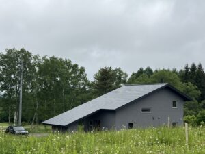 竣工引き渡し(蓼科)、写真撮影(原村)、工事現場へ(原村と富士見町) / 先週末の林建築設計室