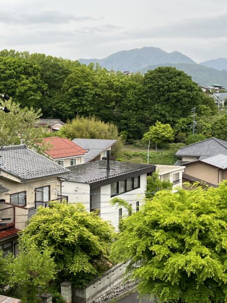 遠景　外リビングの家　松本市