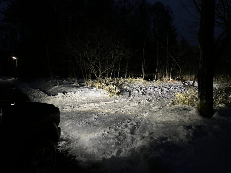 蓼科アトリエの駐車場　除雪　林建築設計室