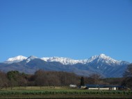 八ヶ岳に雪が