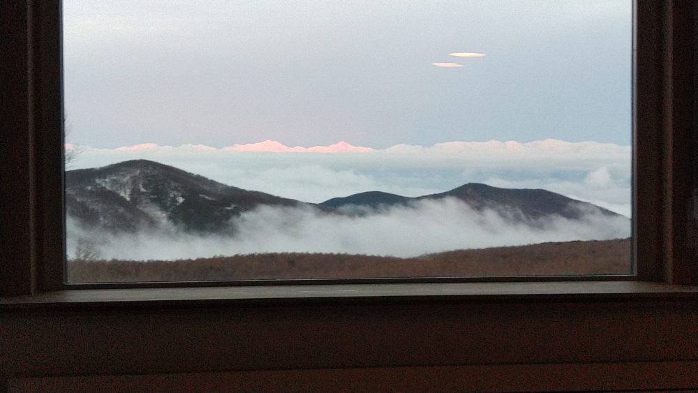 峰の原高原の雲海　別荘から見える