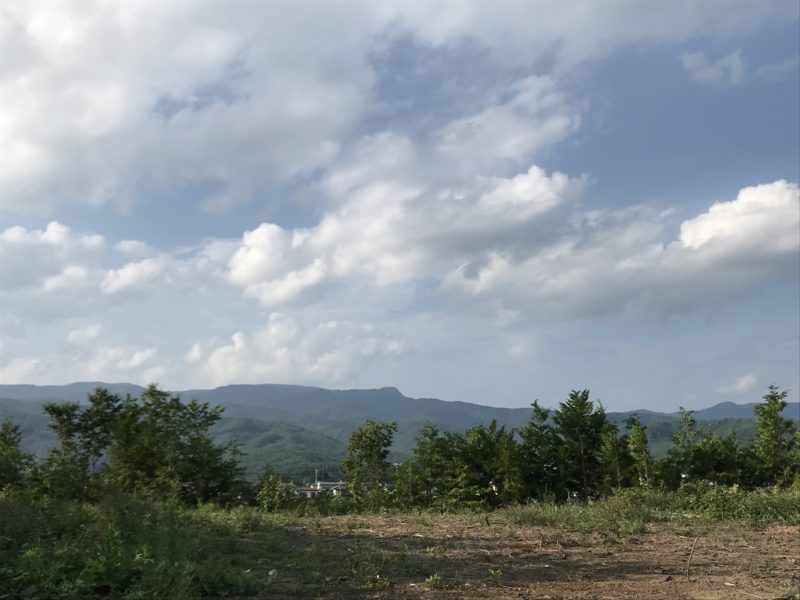 敷地から見える霧ヶ峰連邦